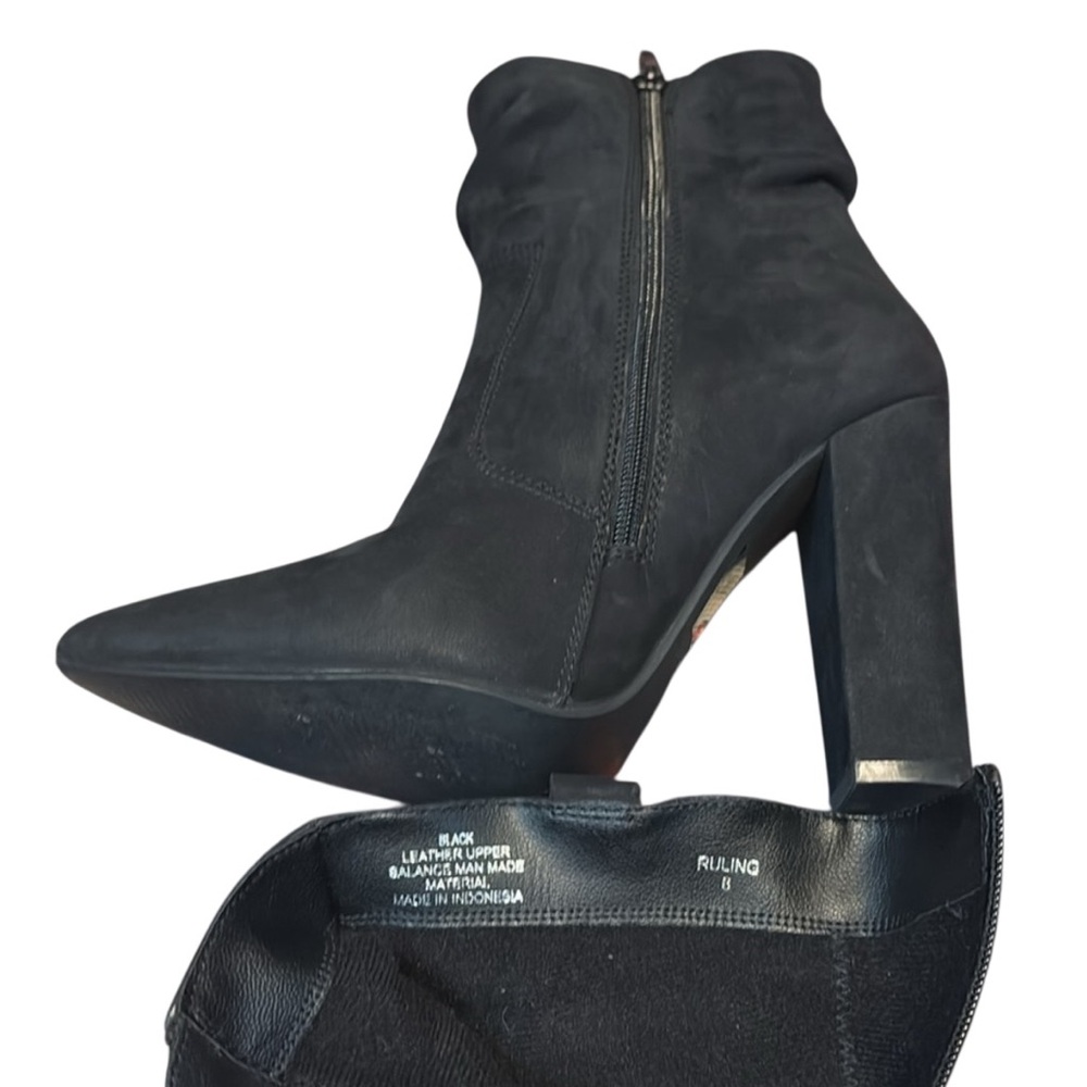 Steve Madden, Ruling Black Nubuck Booties, Size 6, Gently Worn - Picture 4 of 7